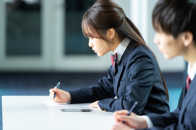 英検®準2級ライティングを制するには英検®専門塾が早道！