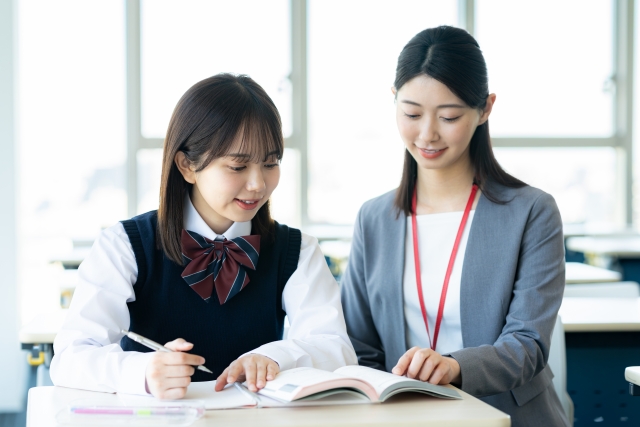 英検®1級ライティング独学の限界：合格への最短ルートは「添削」