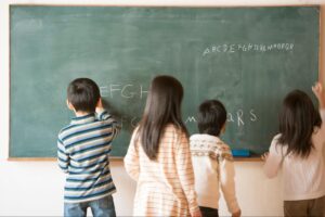 小学生がすべき英語の勉強法9選!学年別のポイントも徹底解説